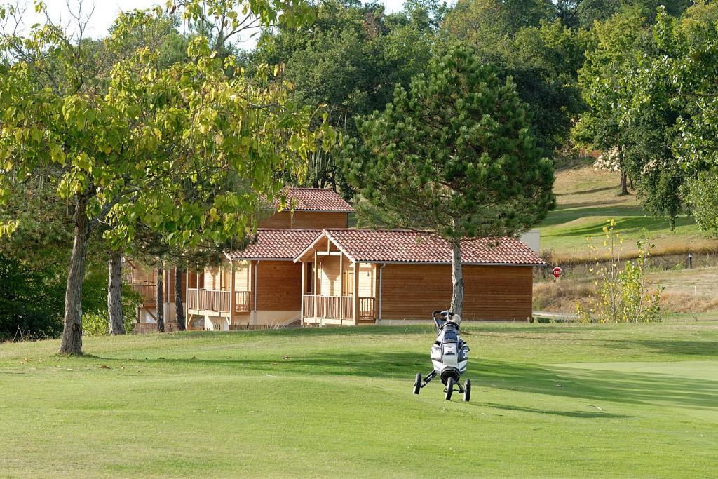 Madame Vacances - Residence Du Golf D'Armagnac Eauze Rum bild
